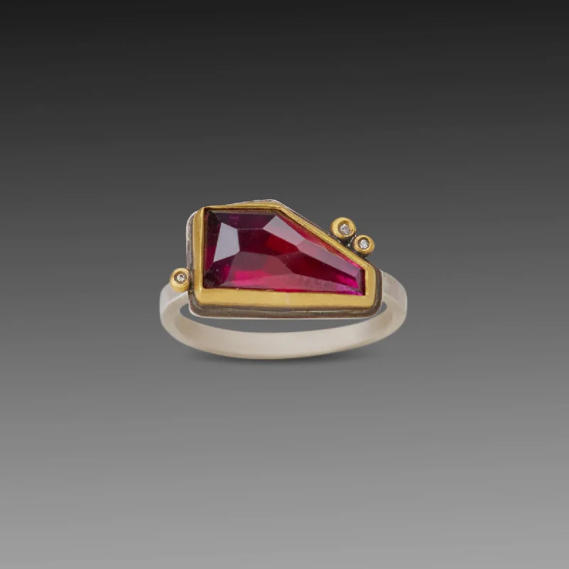 Antique Gold Rings-Geometric Rhodolite Garnet Ring