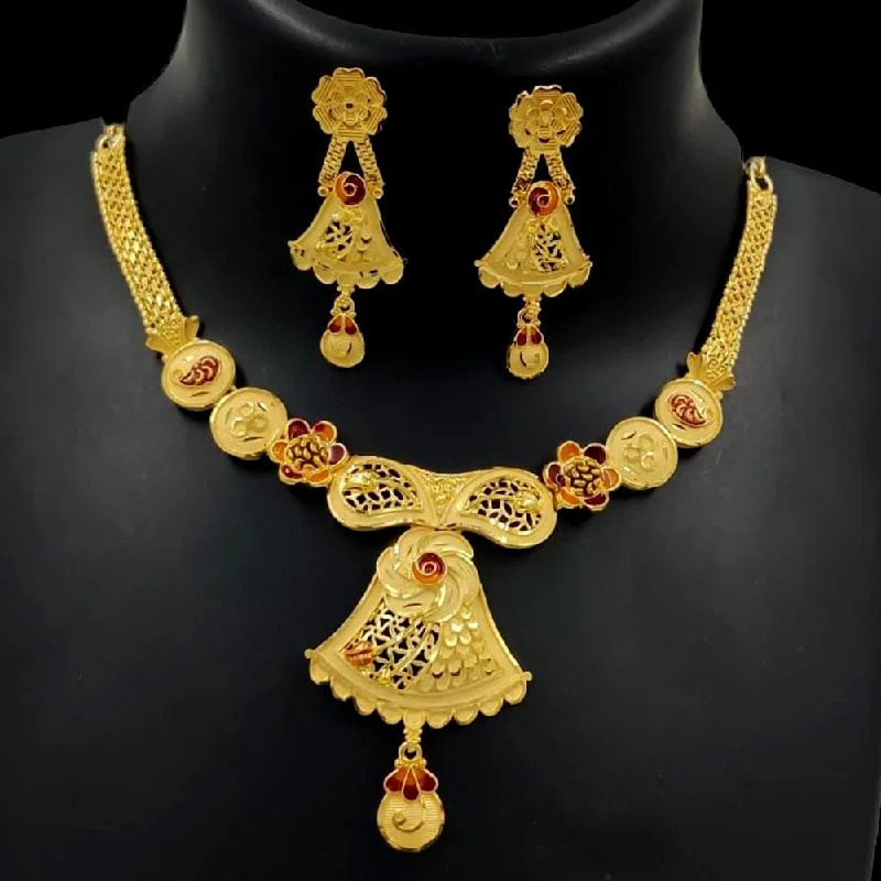 Personalized Gold Necklaces-Pari Art Jewellery Forming Gold Necklace Set