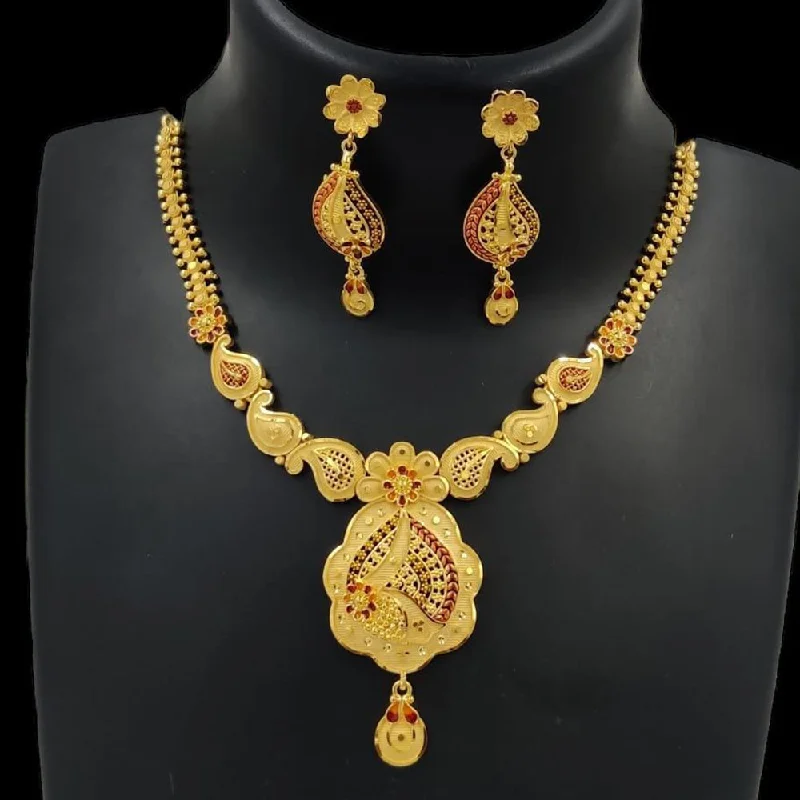 Fashionable Rope Necklaces-Pari Art Jewellery Forming Gold Necklace Set