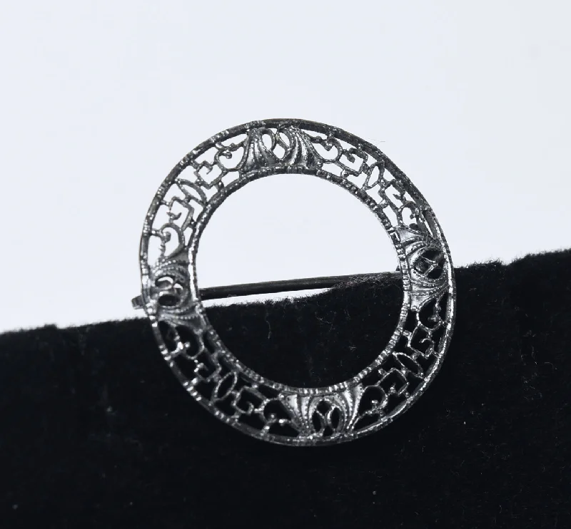 Personalized Artistic Brooch for Gifts-Vintage Diminutive Sterling Silver Hoop Brooch