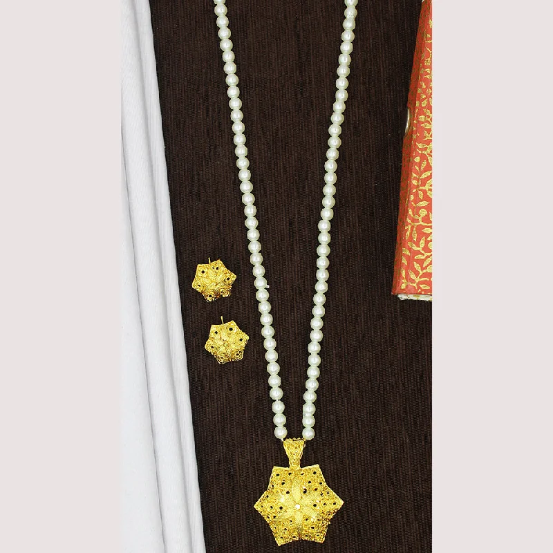 Stylish Pearl Necklaces-Mahavir Gold Plated Pearl Necklace Set