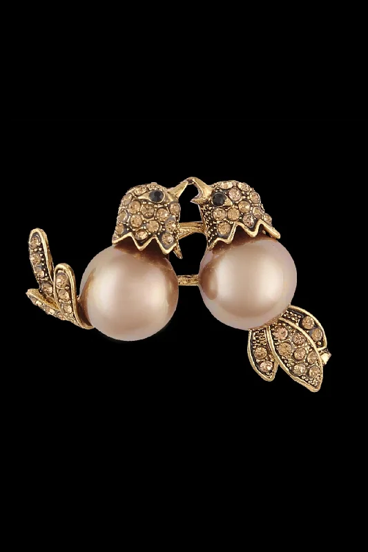 Fashionable Brooch for Evening Wear-Romantic Love Birds In Antique Gold Tone with Pearl & Diamond Metal Brooch