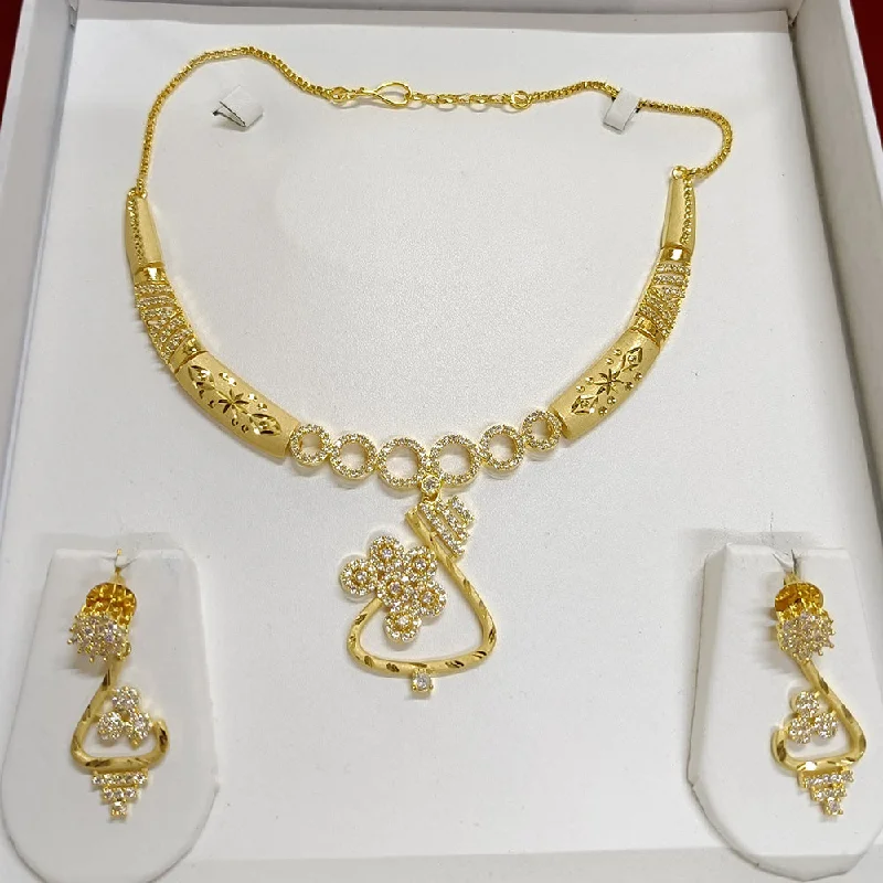 Classic Gold Pendant Necklaces-Pari Art Jewellery Forming Necklace Set