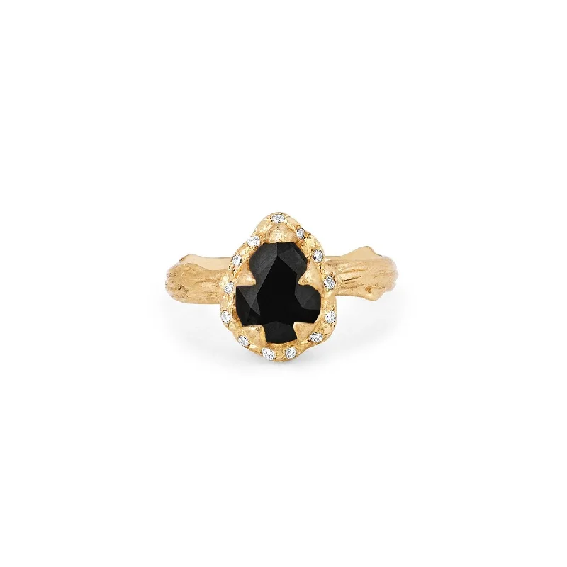 Designer Fashion Rings-Micro Queen Water Drop Onyx Rose Thorn Ring with Sprinkled Diamonds