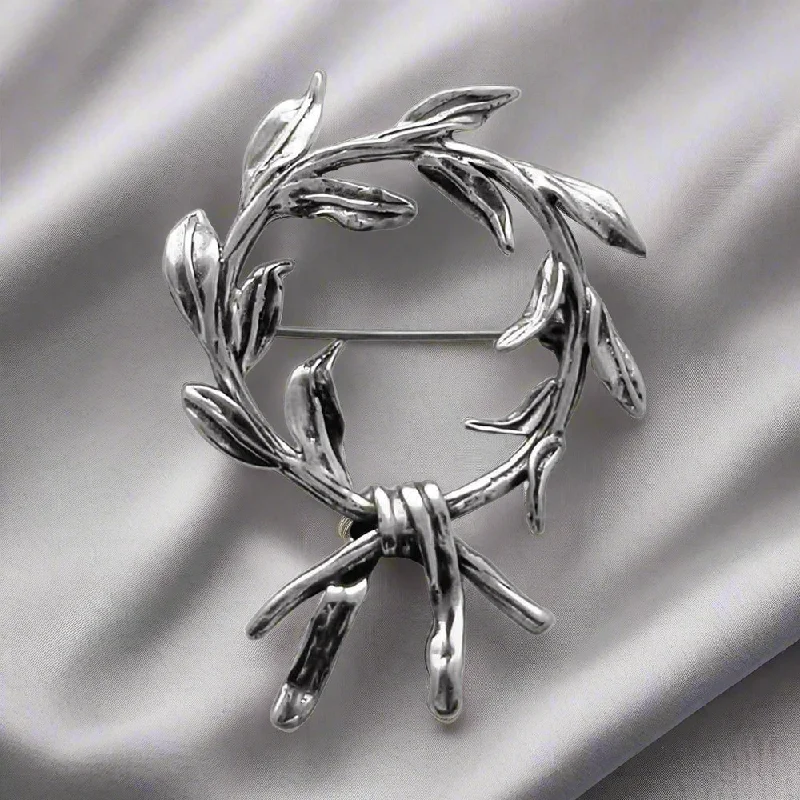 Modern Geometric Brooch-Kotinos Olive leaf Wreath brooch in Sterling Silver (K-40)