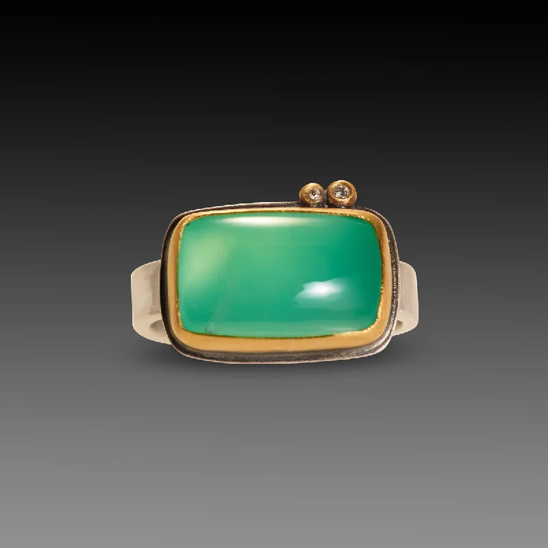 Classic Gemstone Engagement Rings-Smooth Chrysoprase Ring with Diamond